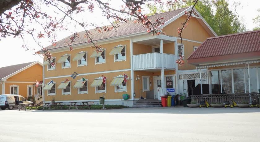 Haknaes Vandrarhem Jarna  Exterior photo